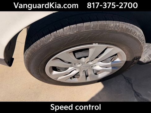 Certified 2024 Kia Soul LX FWD image 10
