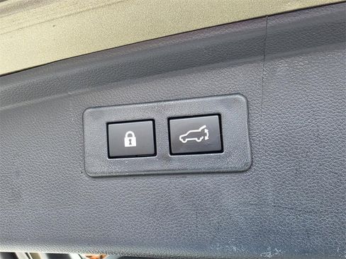 Used 2024 Subaru Outback Touring XT image 16