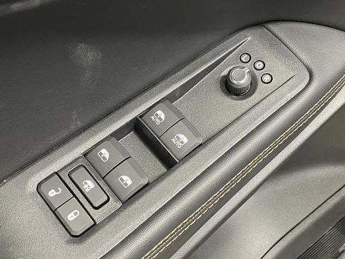 New 2026 Jeep Cherokee Overland w/ Trailer Tow Group image 31