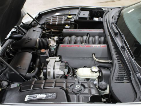 Used 2002 Chevrolet Corvette Convertible w/ Preferred Equipment Group2 RWD image 16