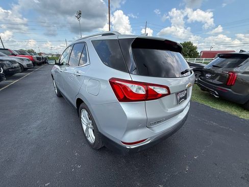 Used 2018 Chevrolet Equinox Premier FWD image 6