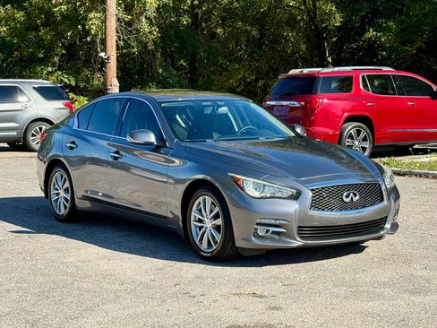Used 2016 INFINITI Q50 3.0t Premium w/ 3.0T Premium Plus Package AWD/4WD image 1