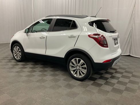 Used 2019 Buick Encore Preferred image 4
