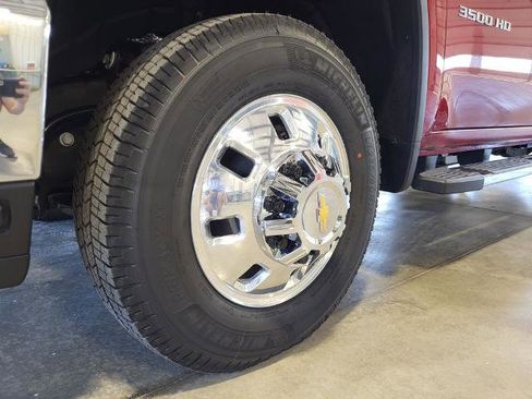 New 2026 Chevrolet Silverado 3500 LTZ w/ LTZ Convenience Package AWD/4WD image 14