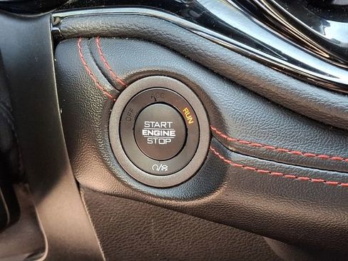 Used 2023 Dodge Durango GT RWD image 23