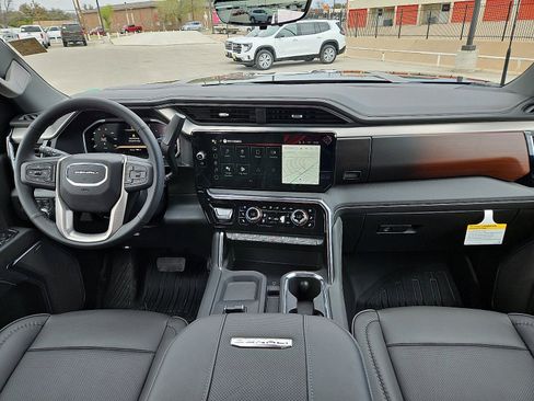 New 2026 GMC Sierra 2500 Denali w/ Denali Reserve Package image 10