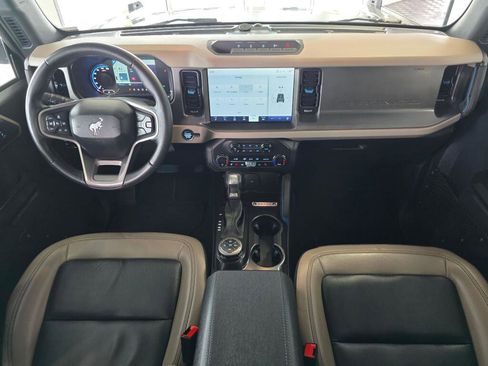 Used 2024 Ford Bronco Wildtrak AWD/4WD image 22