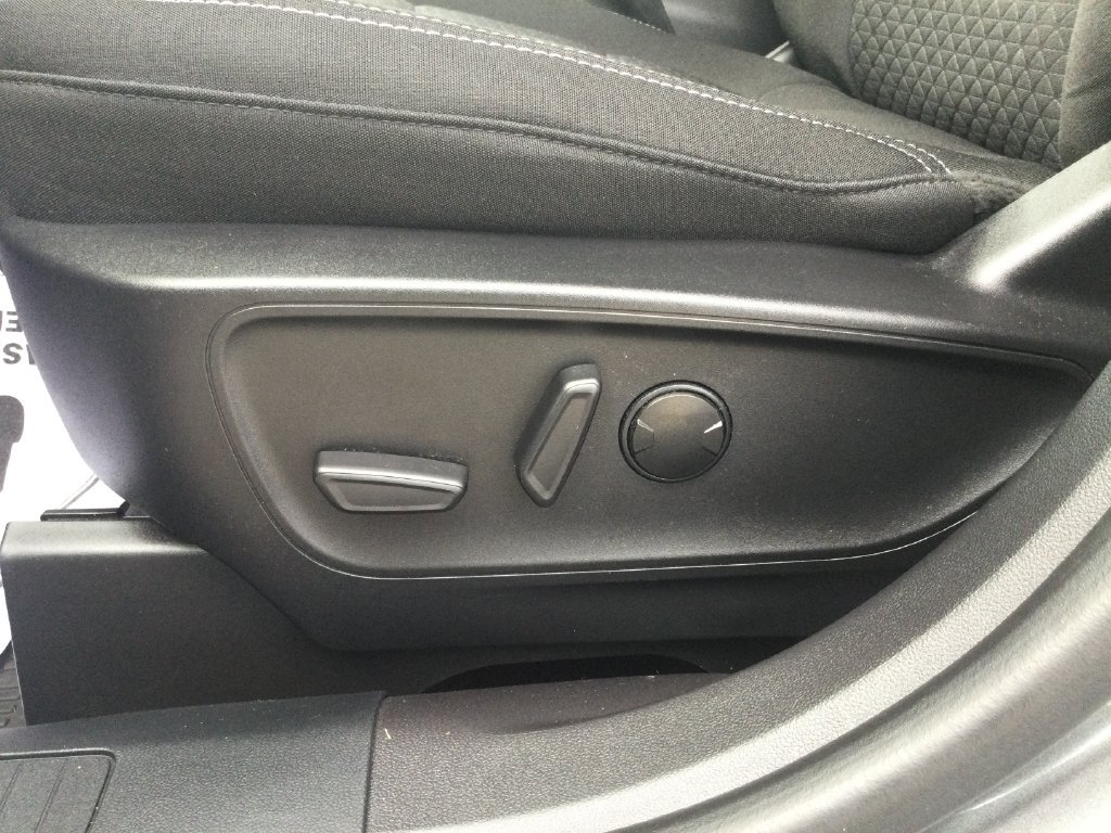 Used 2023 Ford Escape Active w/ Tech Pack #2 AWD/4WD image 15