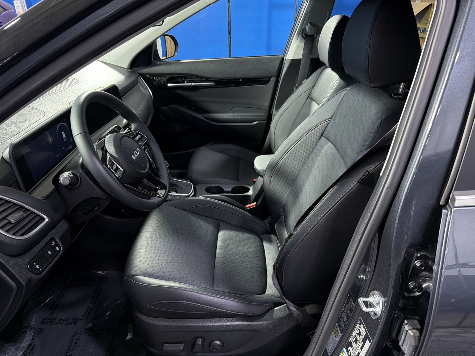 Used 2025 Kia Seltos EX AWD/4WD image 23