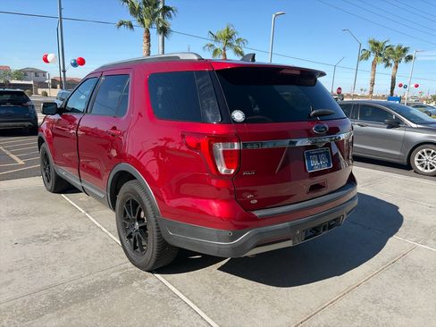 Used 2019 Ford Explorer XLT w/ Class III Trailer Tow Package FWD image 4