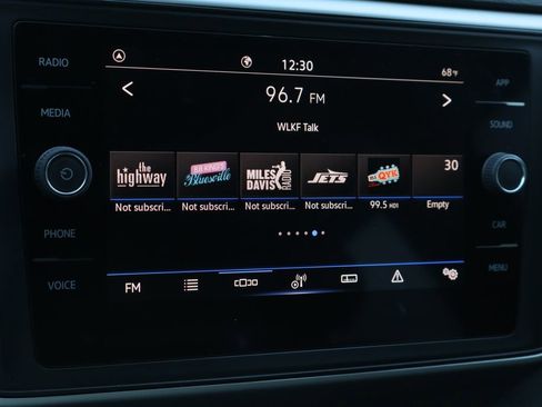 Used 2021 Volkswagen Atlas Cross Sport SE image 14