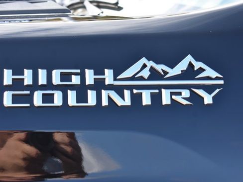 New 2025 Chevrolet Silverado 2500 High Country w/ High Country Premium Package image 12