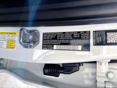 New 2026 Volvo EX30 Ultra w/ Climate Package image 36