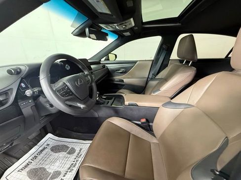 Used 2023 Lexus ES 300h 300h image 5