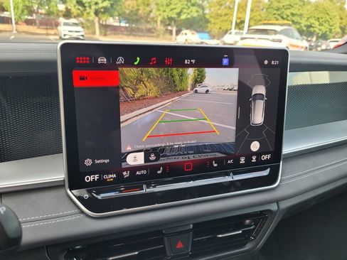 New 2026 Volkswagen Tiguan SE R-Line AWD/4WD image 17
