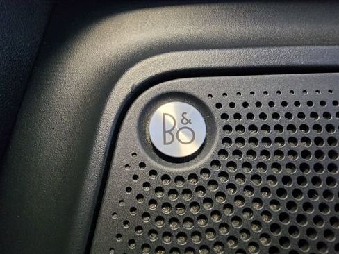 Used 2022 Ford Bronco Wildtrak image 10