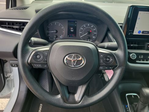 Used 2023 Toyota Corolla LE image 22