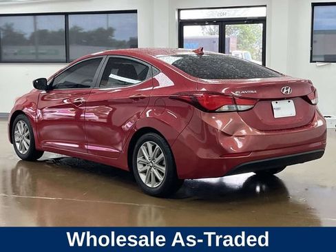 Used 2015 Hyundai Elantra SE w/ Option Group 02 FWD image 7