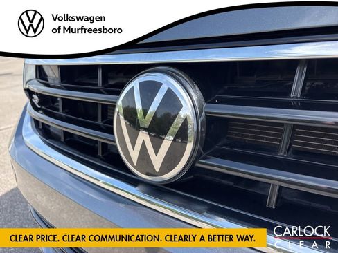 Certified 2023 Volkswagen Tiguan SE R-Line FWD image 11