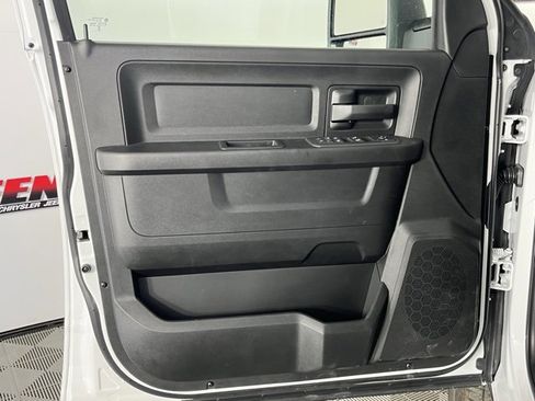 New 2026 RAM 3500 Tradesman w/ Chrome Appearance Group image 21