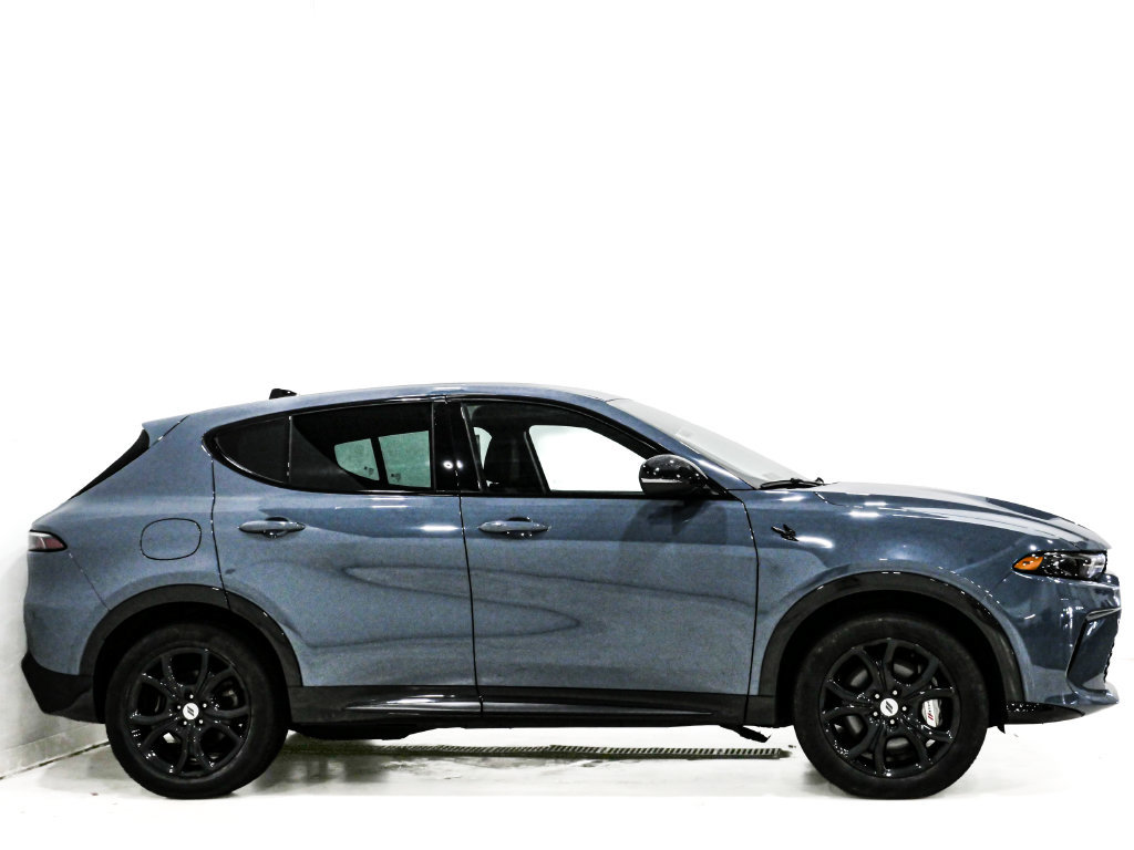 Used 2024 Dodge Hornet R/T w/ R/T Blacktop Package AWD/4WD image 4