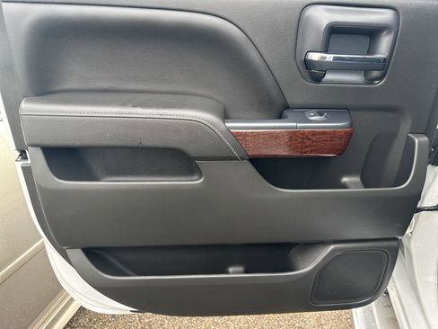 Used 2015 GMC Sierra 1500 SLT w/ SLT Crew Cab Value Package image 37