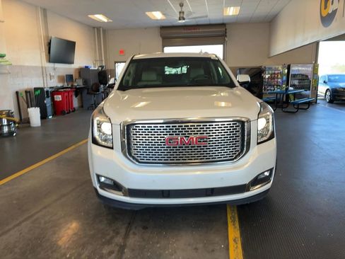 Used 2017 GMC Yukon Denali w/ Open Road Package image 2
