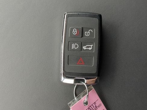 Used 2025 Land Rover Defender 110 S AWD/4WD image 37