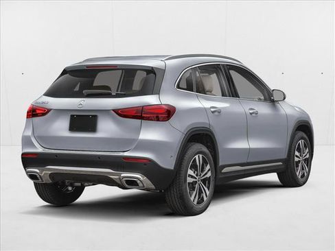 Used 2026 Mercedes-Benz GLA 250 image 2