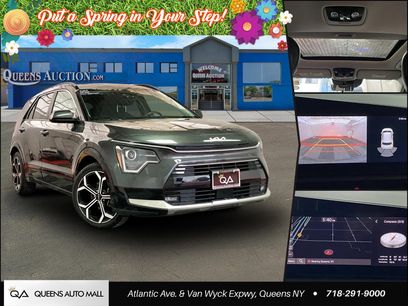 Used 2023 Kia Niro EX Touring