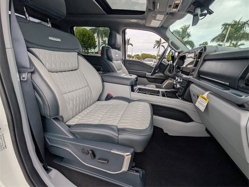 Used 2024 Ford F250 Limited image 19