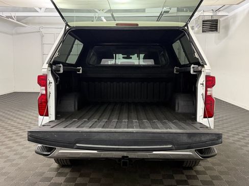 Used 2022 Chevrolet Silverado 1500 LT RWD image 24