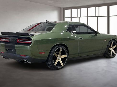 Used 2019 Dodge Challenger R/T Scat Pack w/ Stars & Stripes Edition image 2