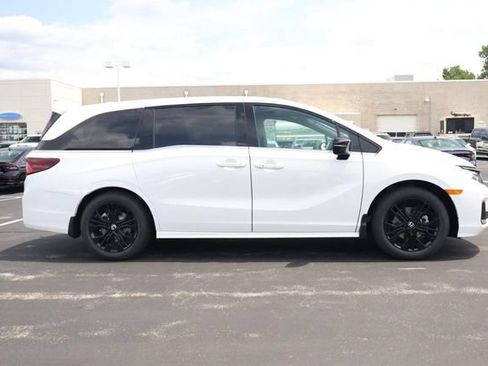New 2026 Honda Odyssey Sport-L image 4