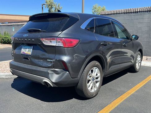 Used 2020 Ford Escape SE AWD/4WD image 3