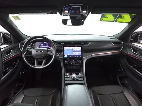 Used 2022 Jeep Grand Cherokee L Overland image 7