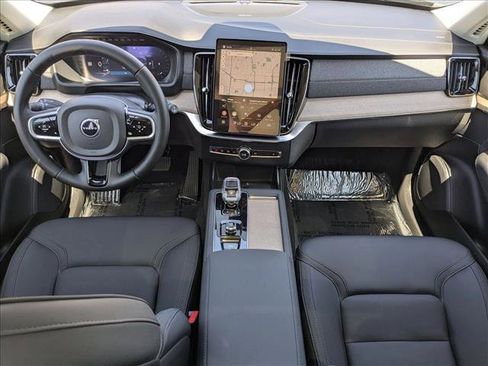 Certified 2026 Volvo XC90 B5 Plus w/ Protection Package image 17