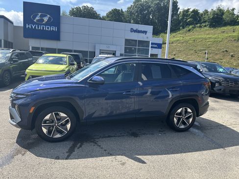 Certified 2025 Hyundai Tucson SEL AWD/4WD image 7