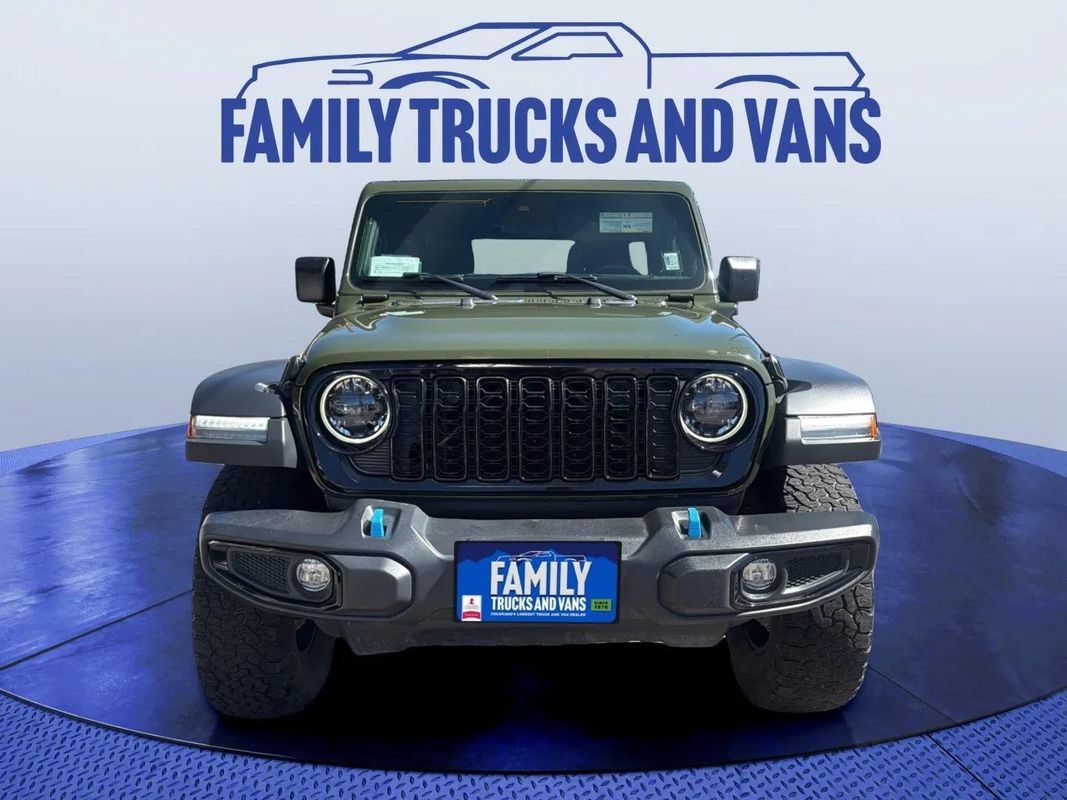 Used 2024 Jeep Wrangler Unlimited AWD/4WD image 7