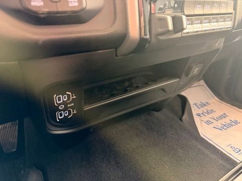 New 2025 RAM 2500 Tradesman AWD/4WD image 24