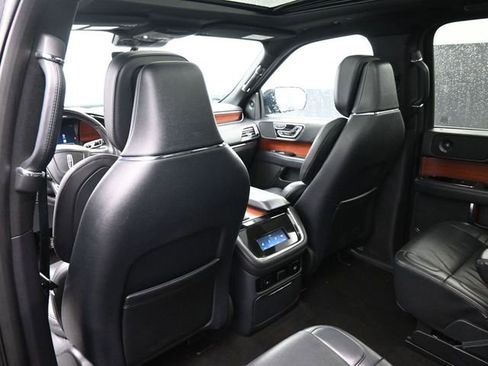 Used 2024 Lincoln Navigator Reserve AWD/4WD image 37