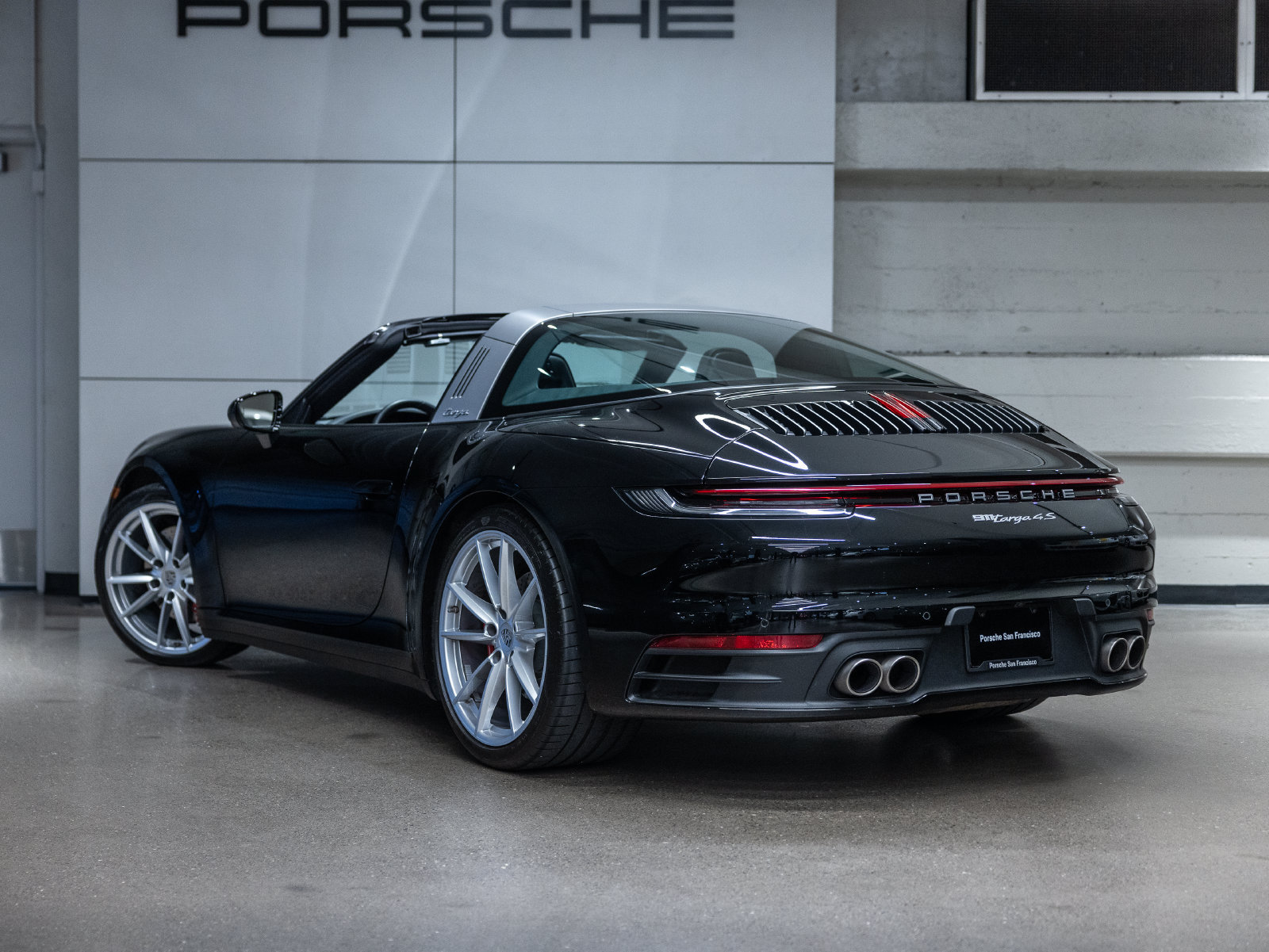 Certified 2024 Porsche 911 Targa 4S AWD/4WD image 3