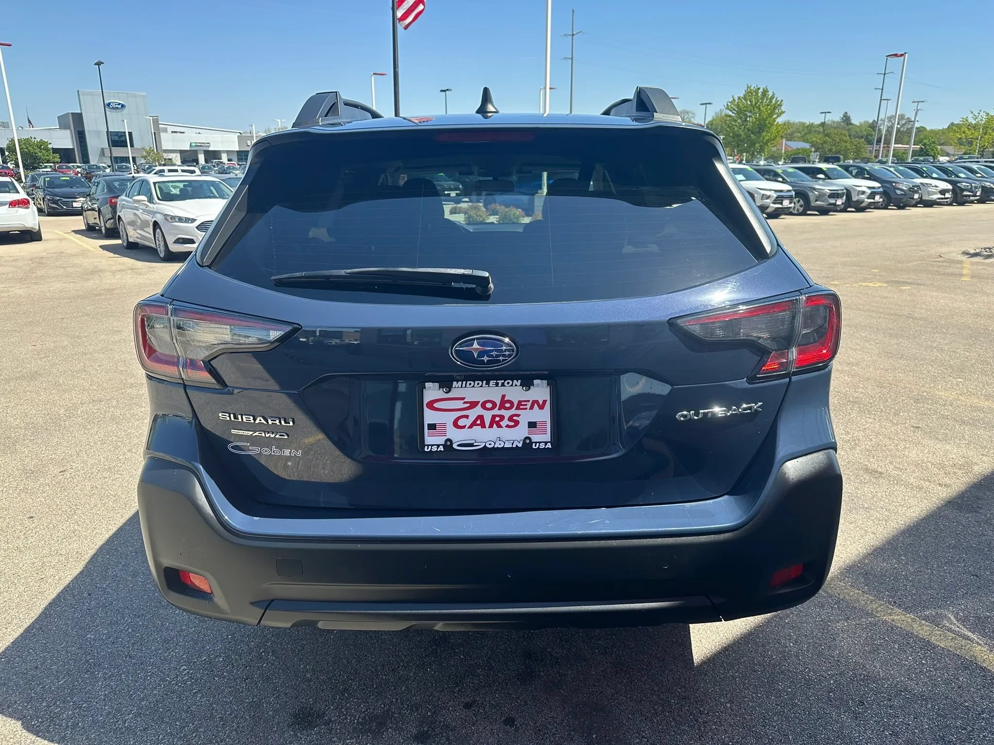 Used 2023 Subaru Outback Premium AWD/4WD image 6
