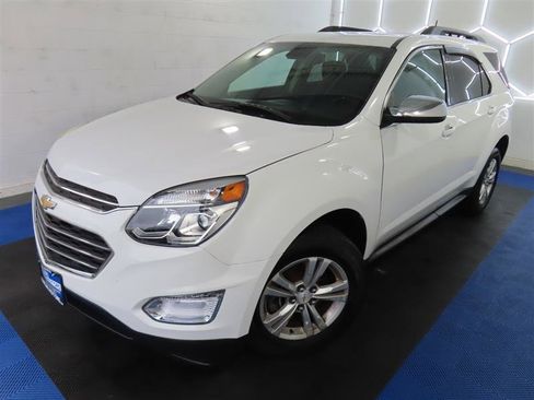 Used 2016 Chevrolet Equinox LT w/ Convenience Package FWD image 4