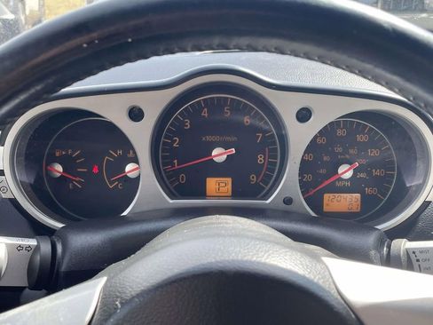 Used 2007 Nissan 350Z Touring RWD image 21