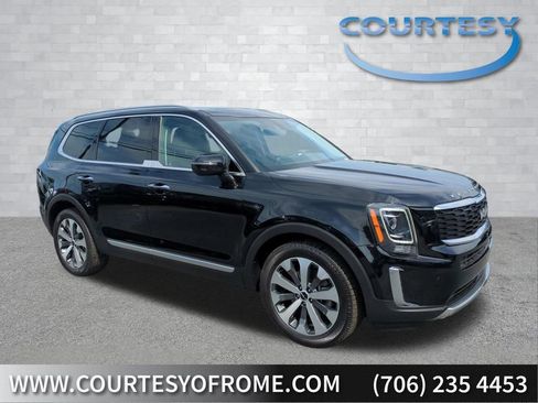 Used 2022 Kia Telluride S FWD image 1