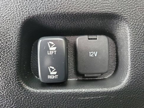 Used 2024 Ford Edge SEL w/ Convenience Package AWD/4WD image 9
