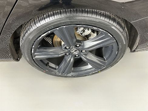 Used 2024 Honda Accord Sport image 23