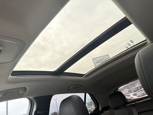 Used 2020 Buick Encore GX Select w/ Experience Buick Package image 23