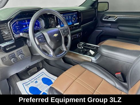 Used 2024 Chevrolet Silverado 1500 High Country w/ Technology Package AWD/4WD image 11